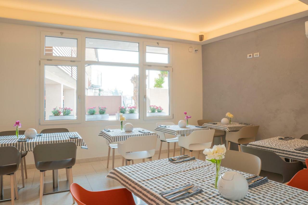 Riva Couette-café *